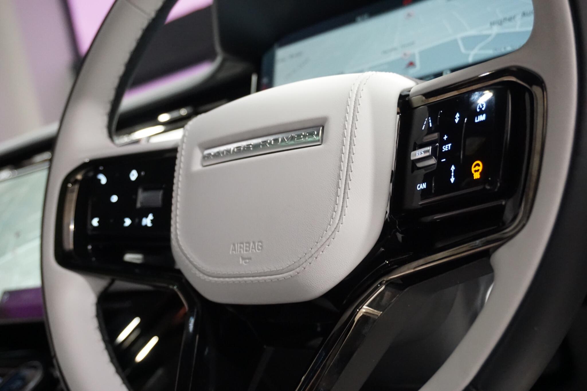 Land Rover Range Rover Sport 3.0 D300 MHEV Dynamic SE SUV 5dr Diesel Auto 4WD Euro 6 (s/s) (300 ps)